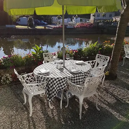 Hotel Le Lion Verd